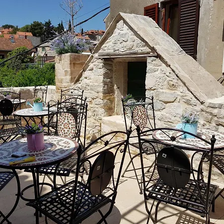 Nautica Stone House *