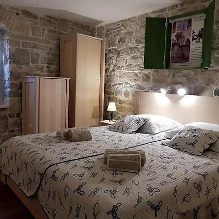 شقة Nautica Stone House سبليت