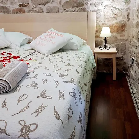 Nautica Stone House شقة سبليت