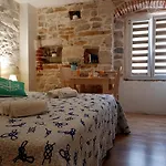 Apartment Villa Nautica Stone House Split