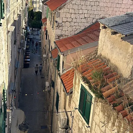 Villa Nautica Stone House Apartment Split