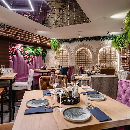 Nautica Stone House *