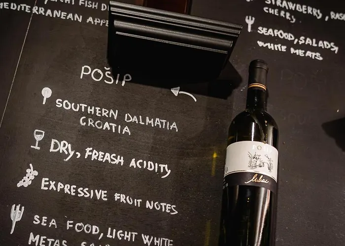 아파트 Nautica Stone House 스플리트