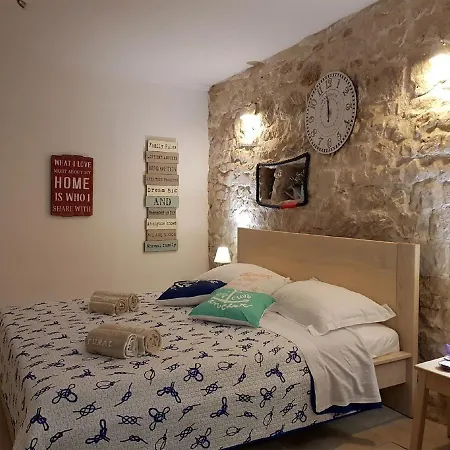 Lägenhet Villa Nautica Stone House *